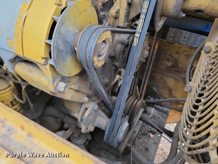 image for item DN3667 1982 Caterpillar 953 track loader