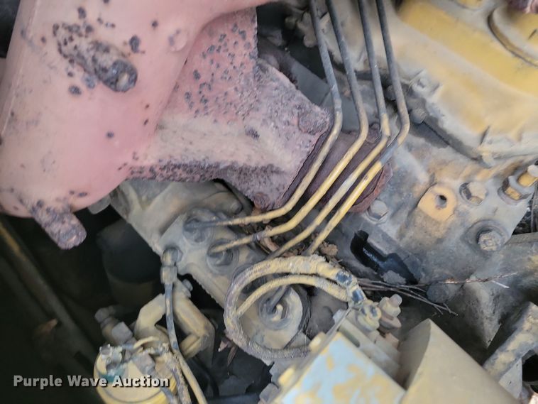 image for item DN3667 1982 Caterpillar 953 track loader