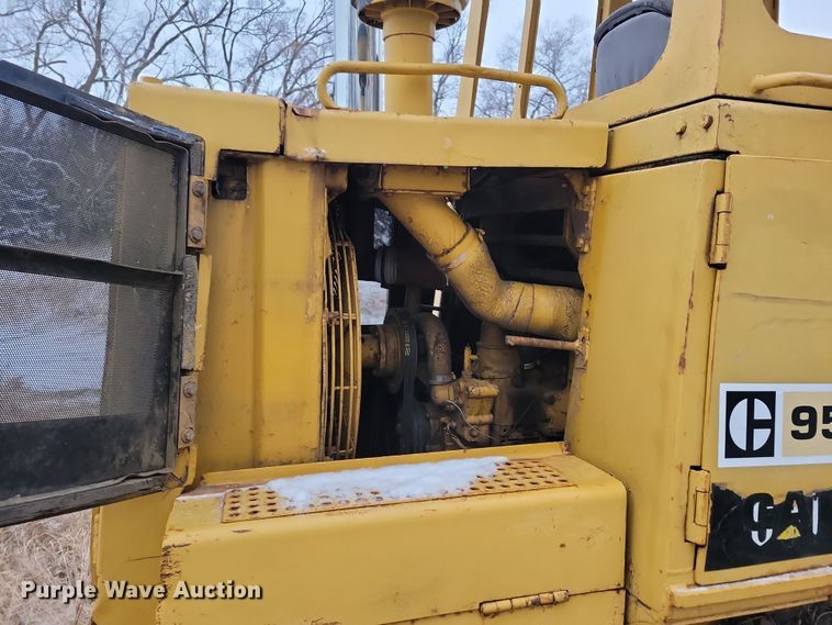 image for item DN3667 1982 Caterpillar 953 track loader