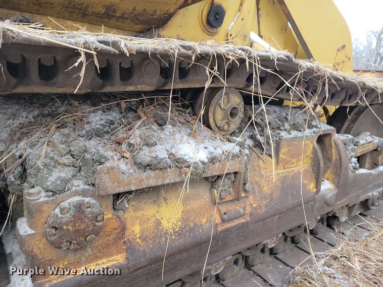 image for item DN3667 1982 Caterpillar 953 track loader