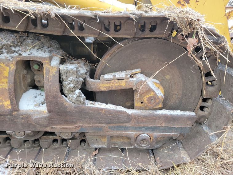 image for item DN3667 1982 Caterpillar 953 track loader