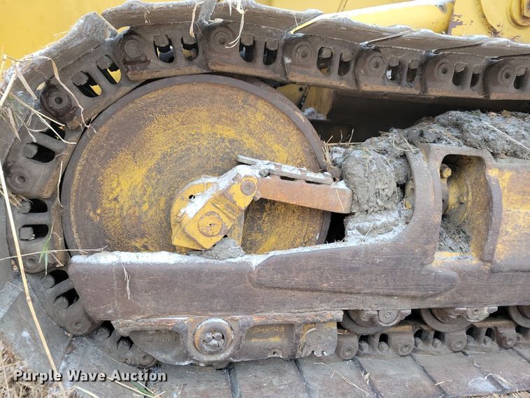 image for item DN3667 1982 Caterpillar 953 track loader