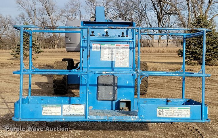 image for item DN3670 2006 Genie S-60 boom lift