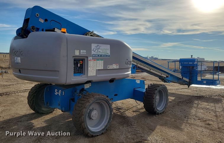 image for item DN3670 2006 Genie S-60 boom lift
