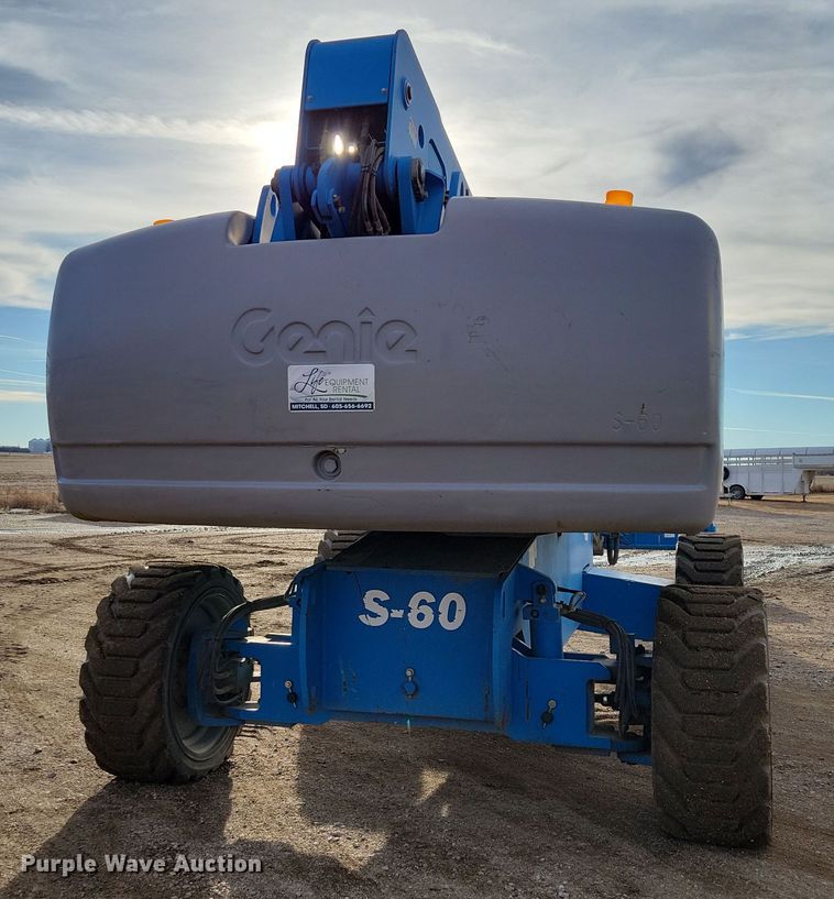 image for item DN3670 2006 Genie S-60 boom lift