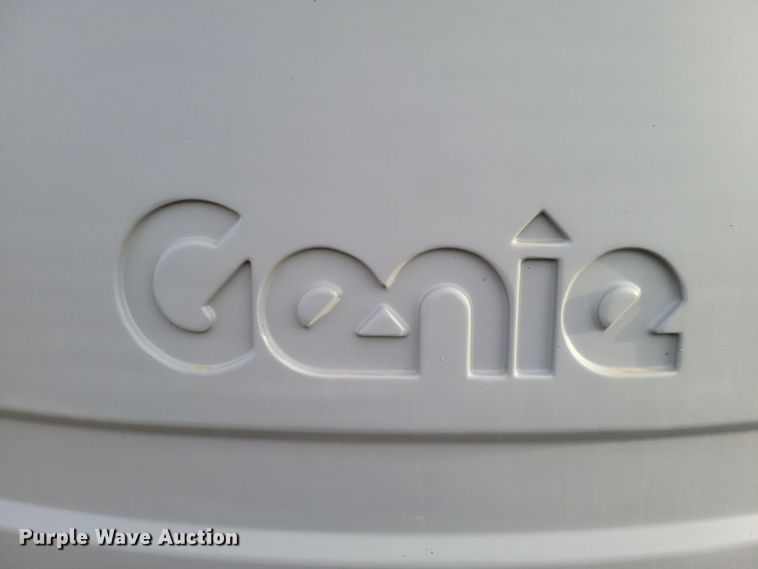 image for item DN3670 2006 Genie S-60 boom lift