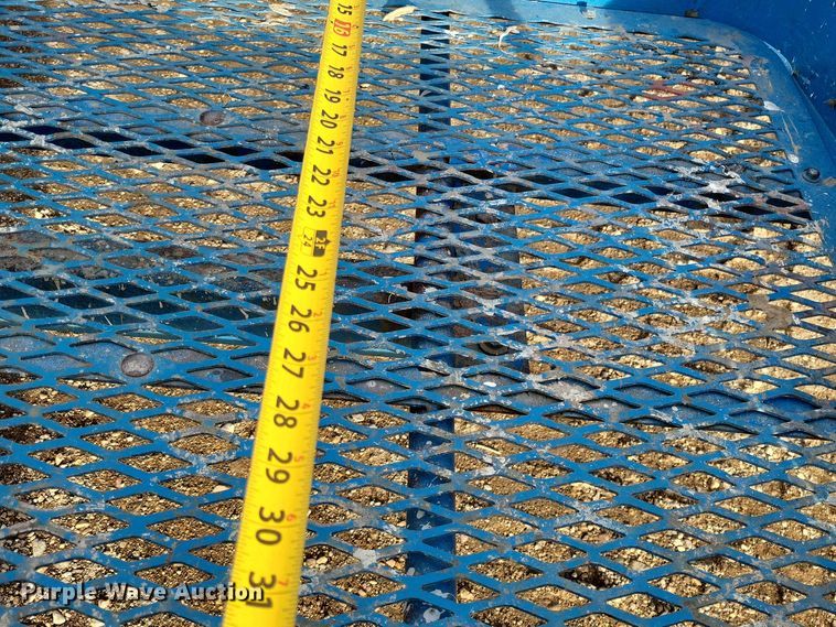 image for item DN3670 2006 Genie S-60 boom lift