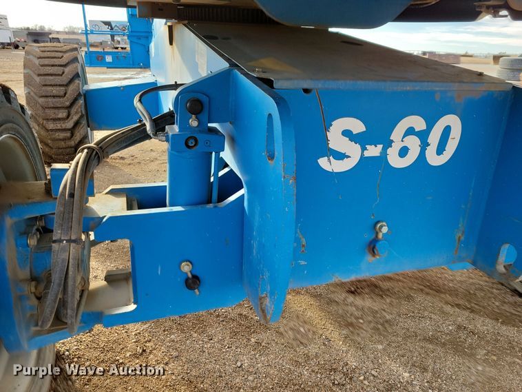 image for item DN3670 2006 Genie S-60 boom lift