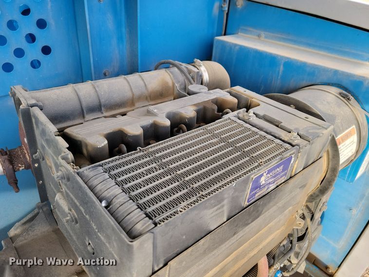 image for item DN3670 2006 Genie S-60 boom lift