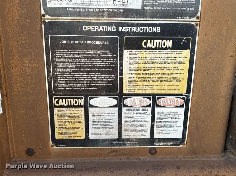 image for item DO0055 1978 Ford F800 crane truck