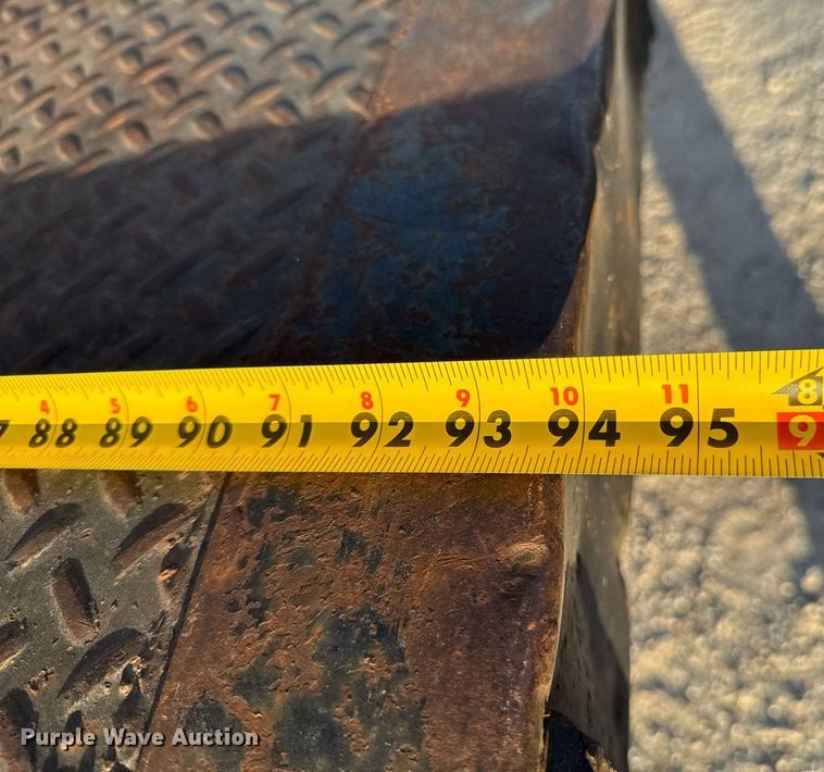 image for item DO0055 1978 Ford F800 crane truck