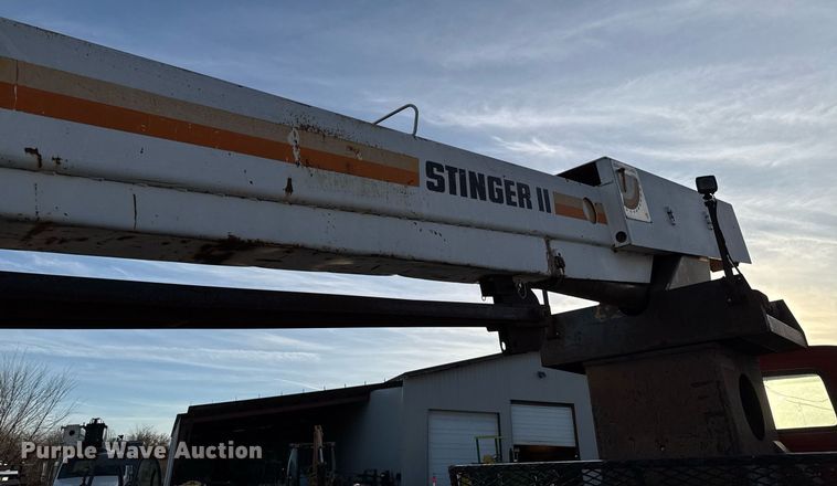 image for item DO0055 1978 Ford F800 crane truck