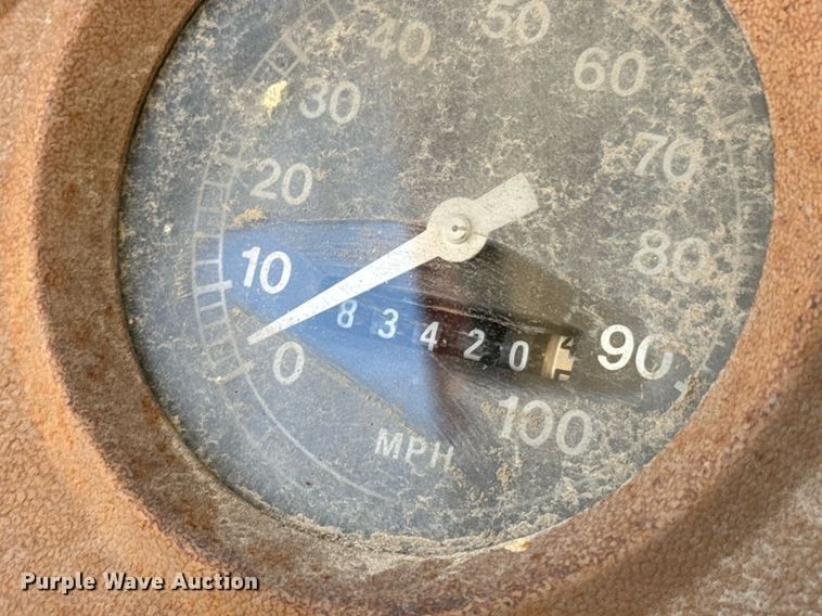 image for item DO0055 1978 Ford F800 crane truck