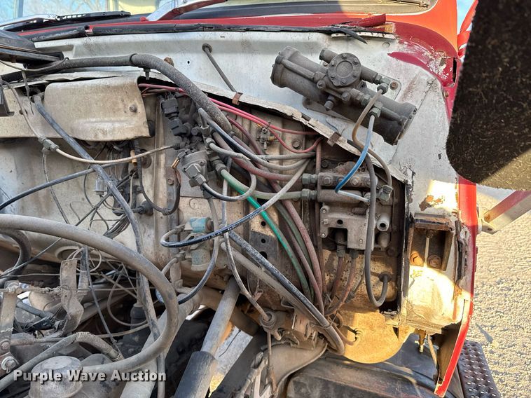 image for item DO0055 1978 Ford F800 crane truck