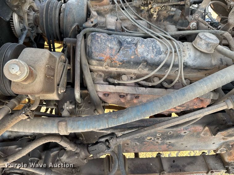 image for item DO0055 1978 Ford F800 crane truck