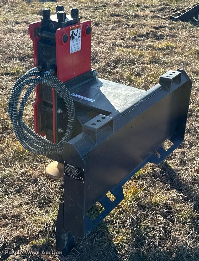 image for item DO0106 Raytree RMPP680 skid steer post driver