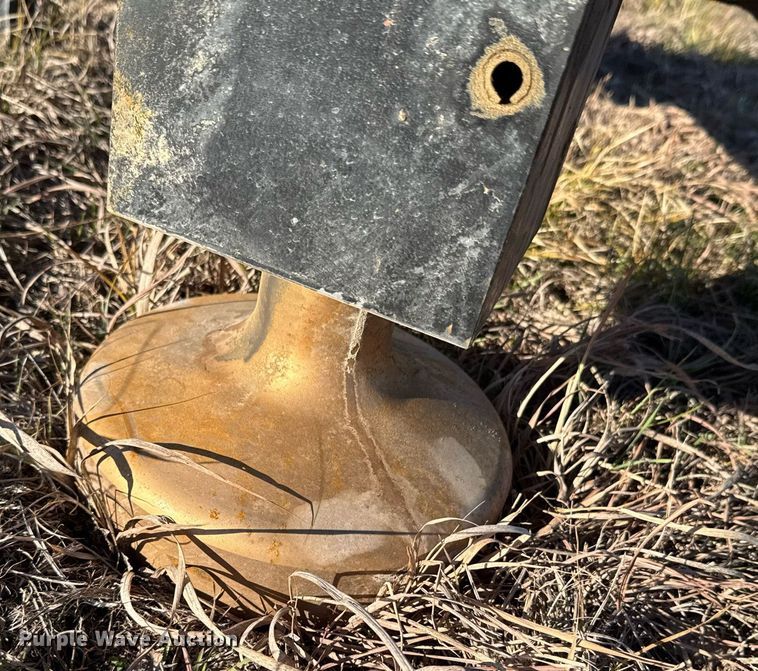 image for item DO0106 Raytree RMPP680 skid steer post driver