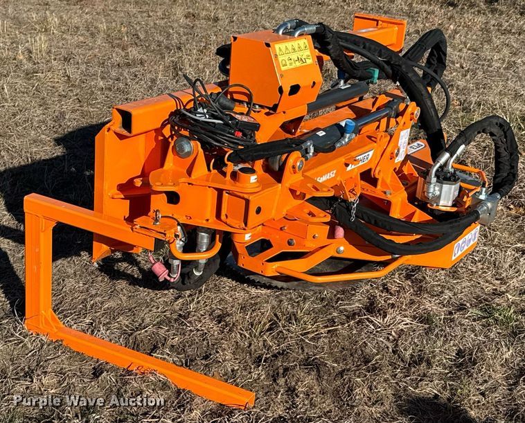 image for item DO0134 2022 Samasz PT3-190F skid steer tree saw