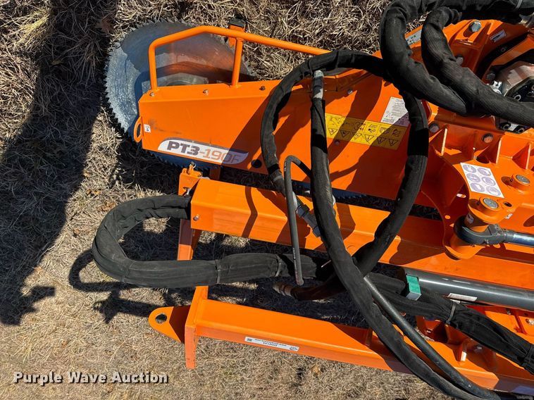 image for item DO0134 2022 Samasz PT3-190F skid steer tree saw