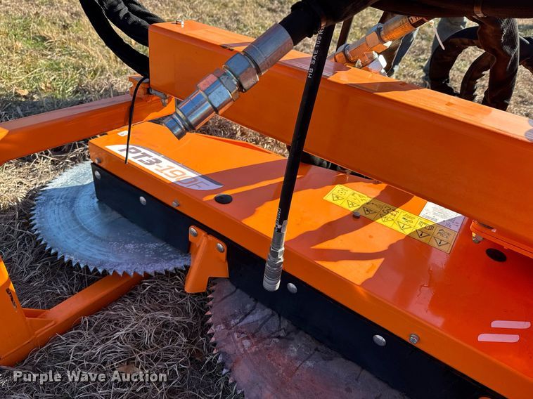 image for item DO0134 2022 Samasz PT3-190F skid steer tree saw