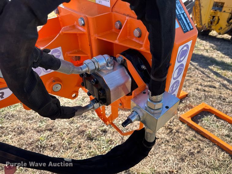 image for item DO0134 2022 Samasz PT3-190F skid steer tree saw