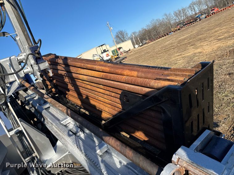 image for item DO0220 2011 Universal 30x40 directional boring unit