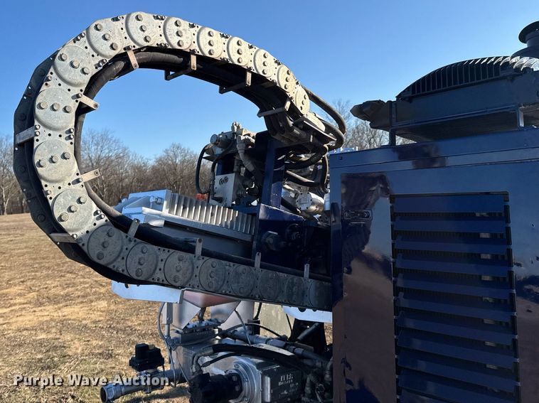 image for item DO0220 2011 Universal 30x40 directional boring unit