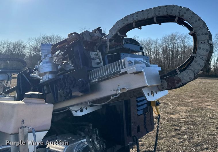 image for item DO0220 2011 Universal 30x40 directional boring unit