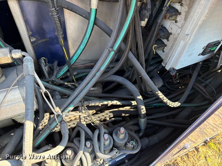 image for item DO0220 2011 Universal 30x40 directional boring unit