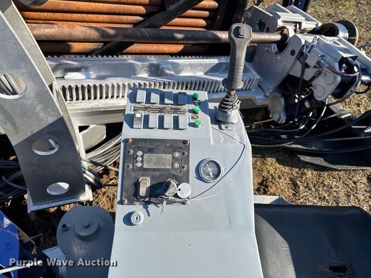 image for item DO0220 2011 Universal 30x40 directional boring unit