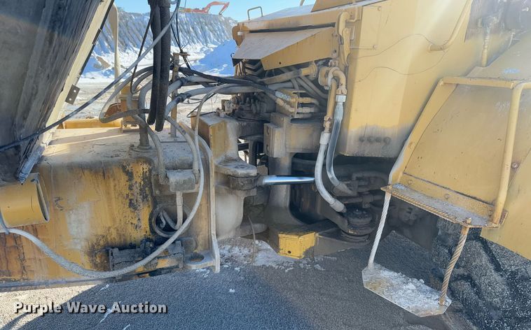 image for item DO0229 Caterpillar D25D water wagon