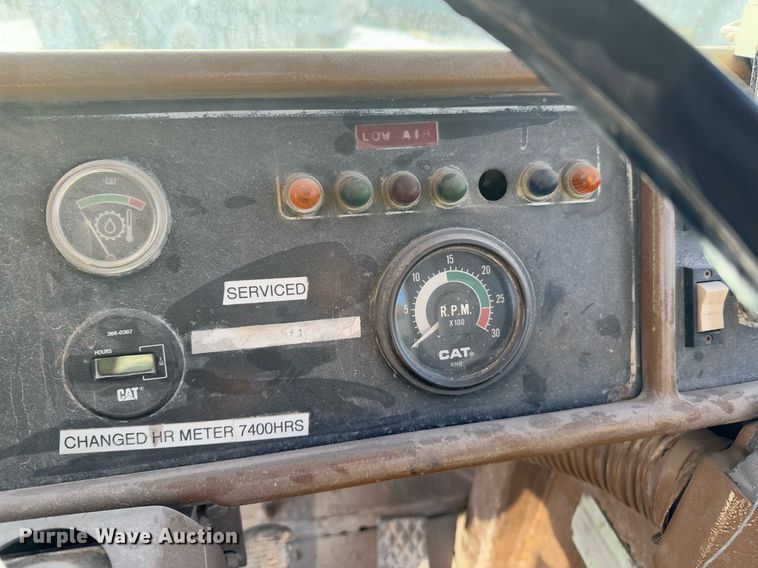 image for item DO0229 Caterpillar D25D water wagon