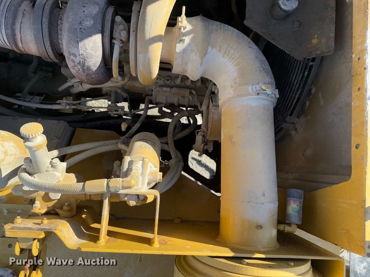 image for item DO0229 Caterpillar D25D water wagon