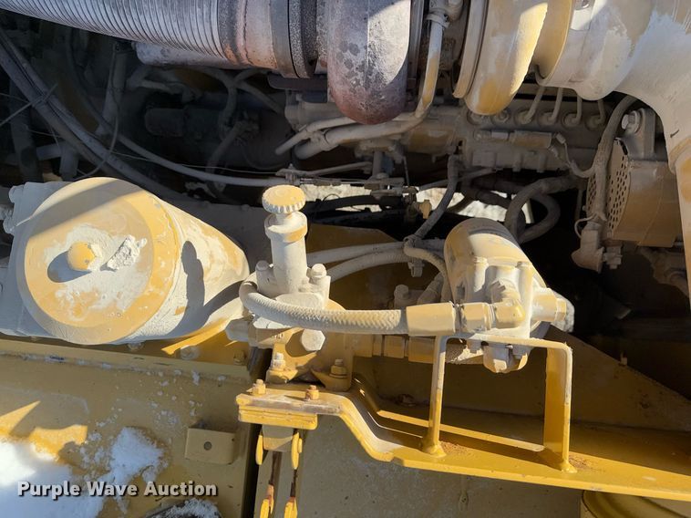 image for item DO0229 Caterpillar D25D water wagon