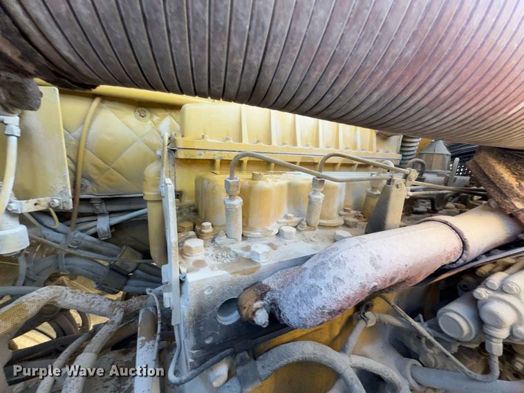 image for item DO0229 Caterpillar D25D water wagon