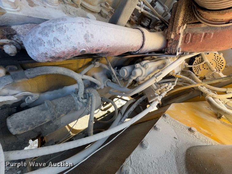 image for item DO0229 Caterpillar D25D water wagon