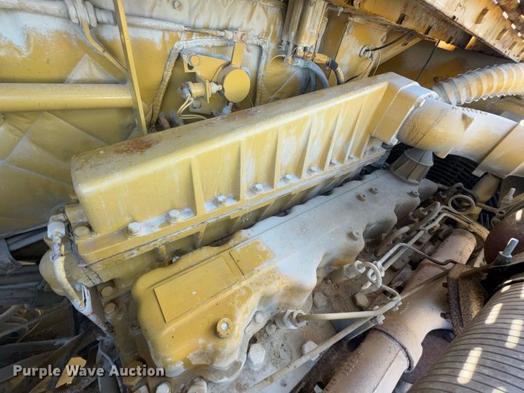 image for item DO0229 Caterpillar D25D water wagon