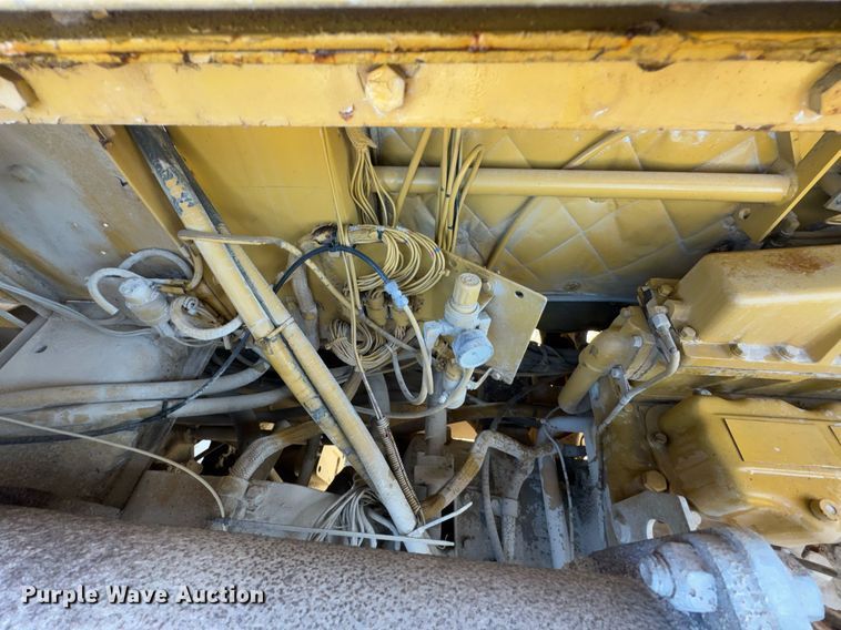 image for item DO0229 Caterpillar D25D water wagon