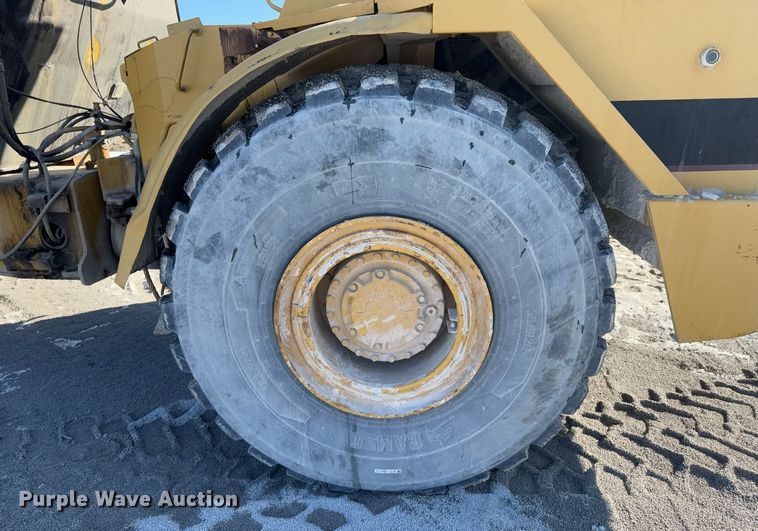 image for item DO0229 Caterpillar D25D water wagon