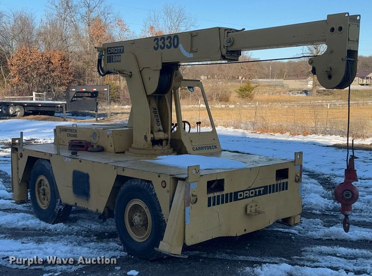 image for item DO0230 1979 Drott 3330 crane