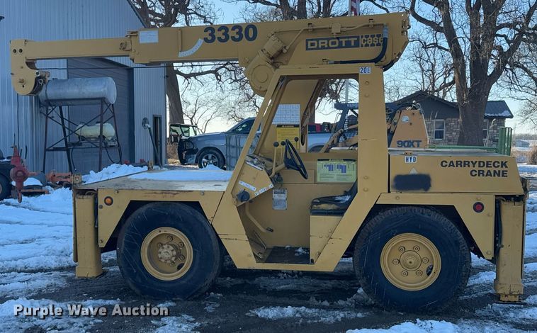 image for item DO0230 1979 Drott 3330 crane