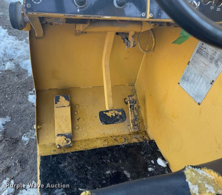 image for item DO0230 1979 Drott 3330 crane