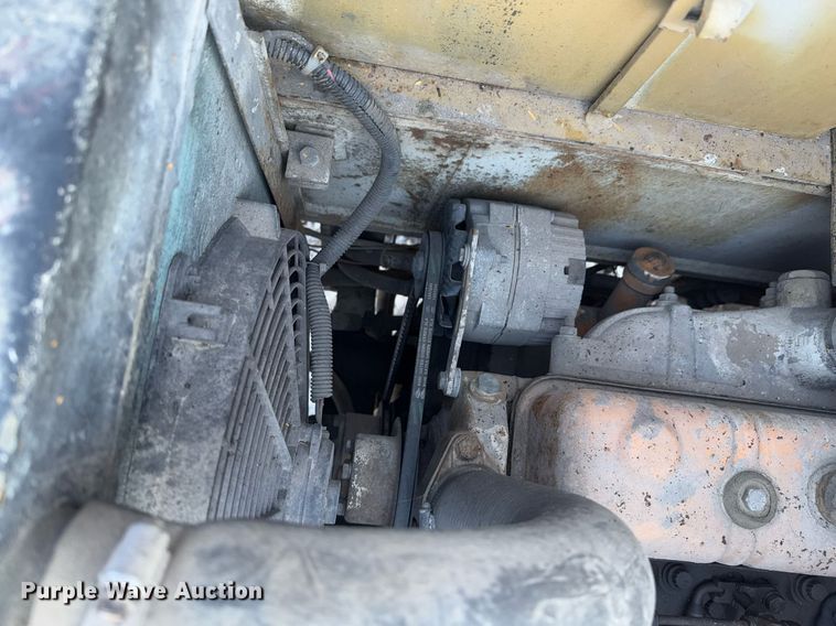 image for item DO0230 1979 Drott 3330 crane