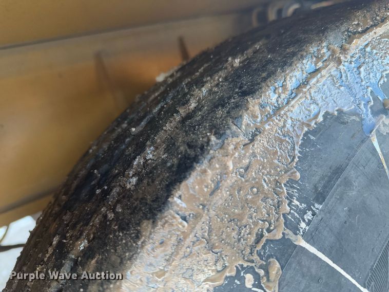 image for item DO0230 1979 Drott 3330 crane