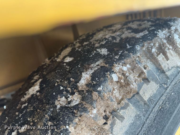 image for item DO0230 1979 Drott 3330 crane