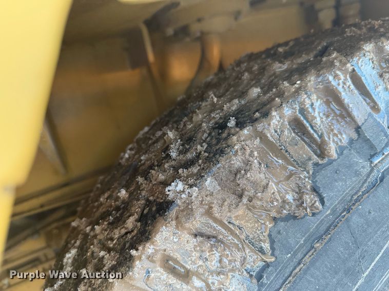 image for item DO0230 1979 Drott 3330 crane