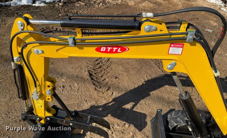 image for item DO0233 2024 Battler BTTL-12 mini excavator