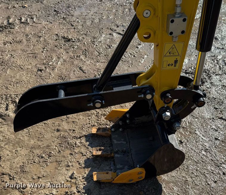 image for item DO0233 2024 Battler BTTL-12 mini excavator