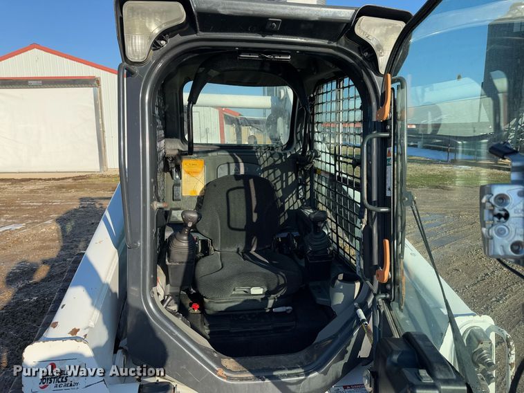 image for item DO0237 2018 Bobcat T870 tracked skid steer loader