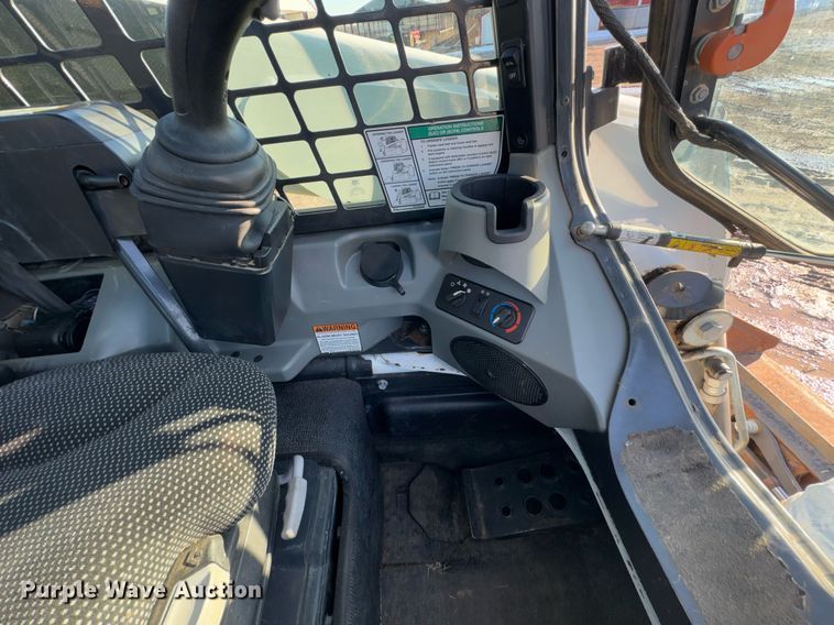 image for item DO0237 2018 Bobcat T870 tracked skid steer loader